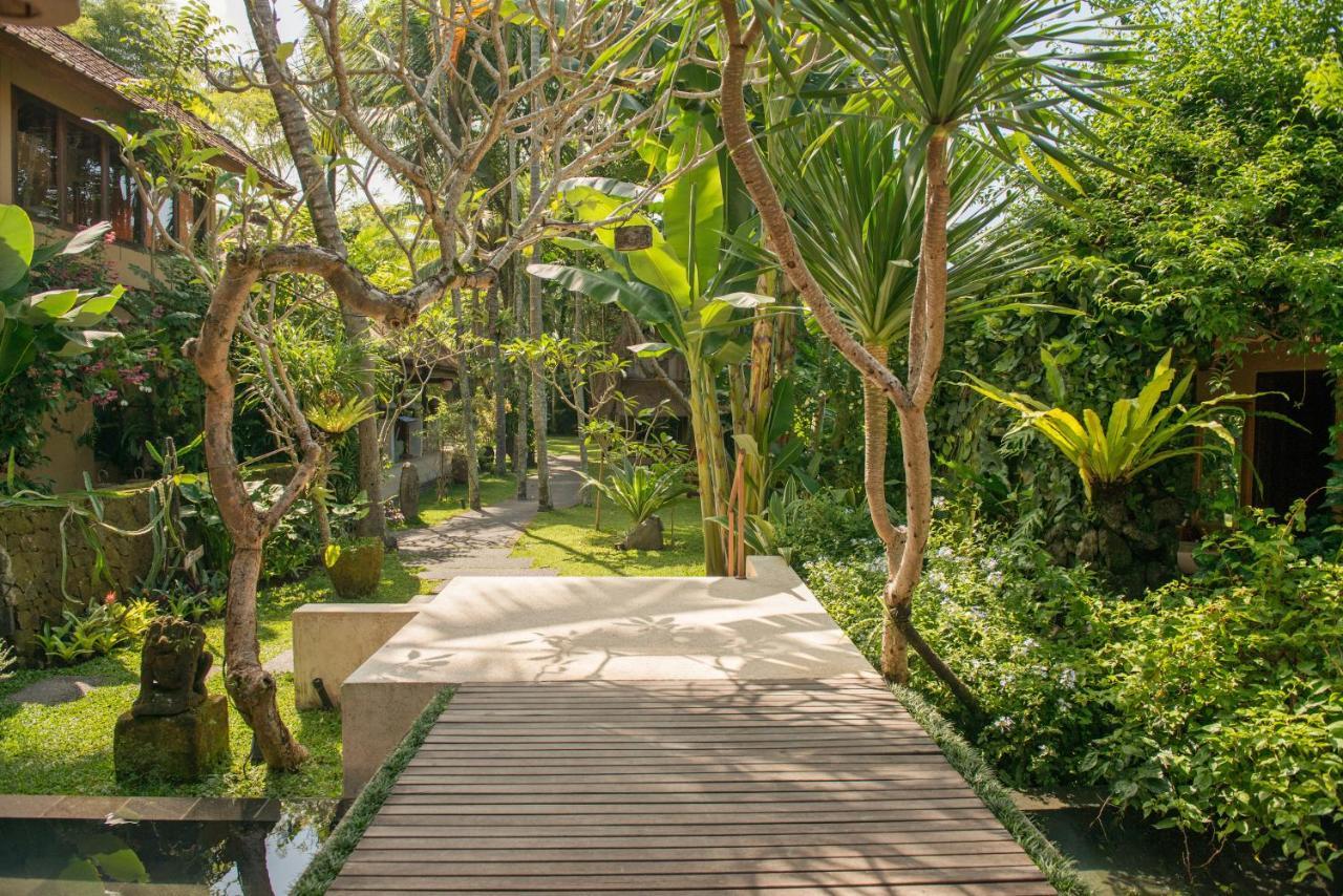 Komaneka At Monkey Forest Ubud Exterior photo